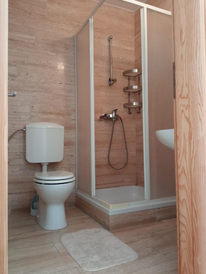 Ratak House Apartment Prizba Bagian luar foto
