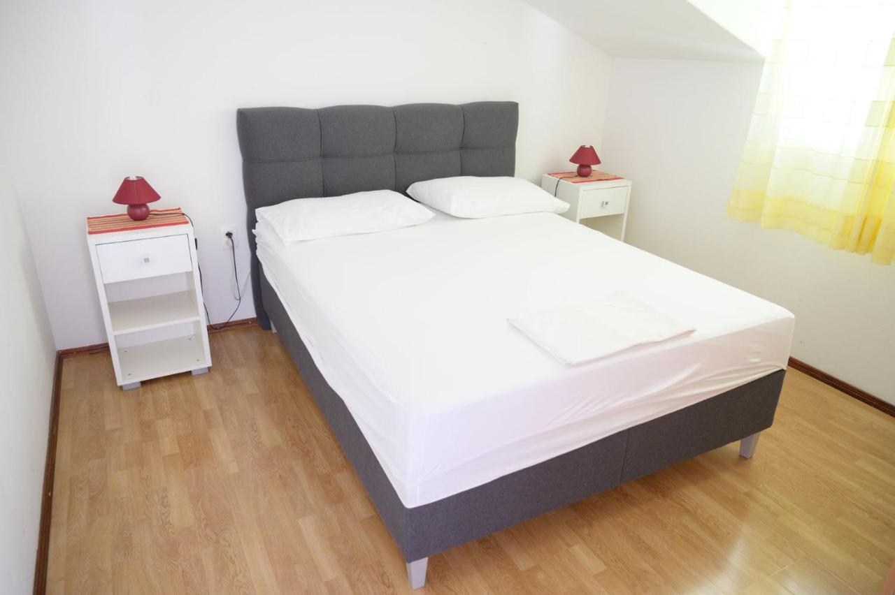 Ratak House Apartment Prizba Bagian luar foto