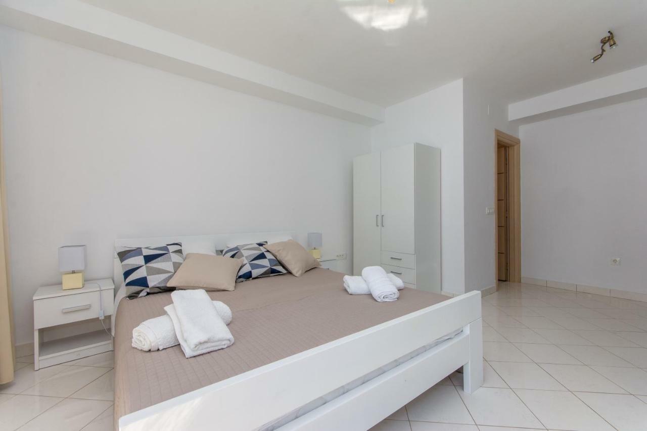 Ratak House Apartment Prizba Bagian luar foto
