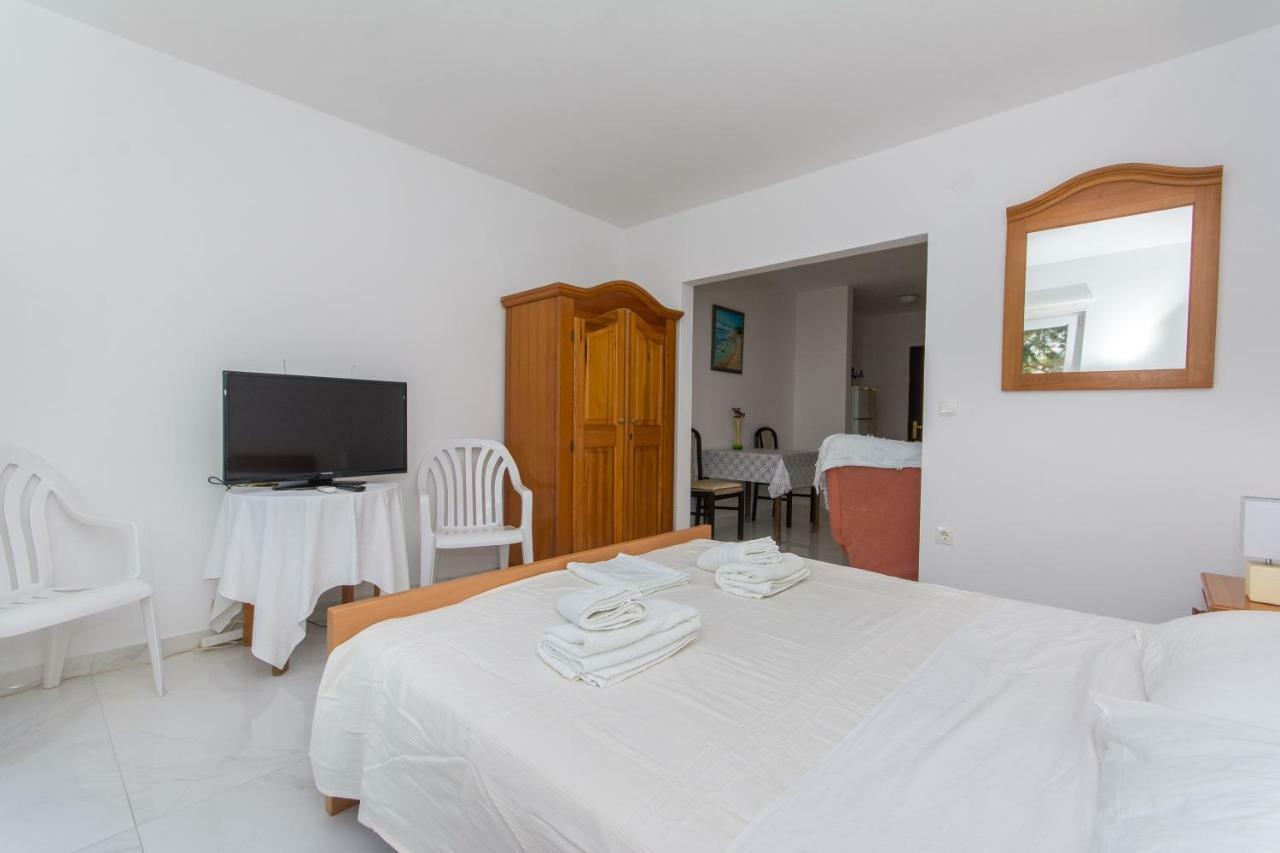 Ratak House Apartment Prizba Bagian luar foto