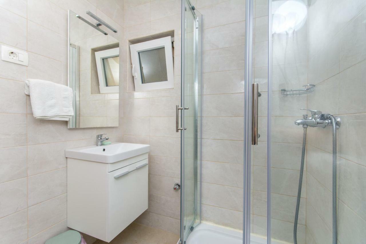 Ratak House Apartment Prizba Bagian luar foto
